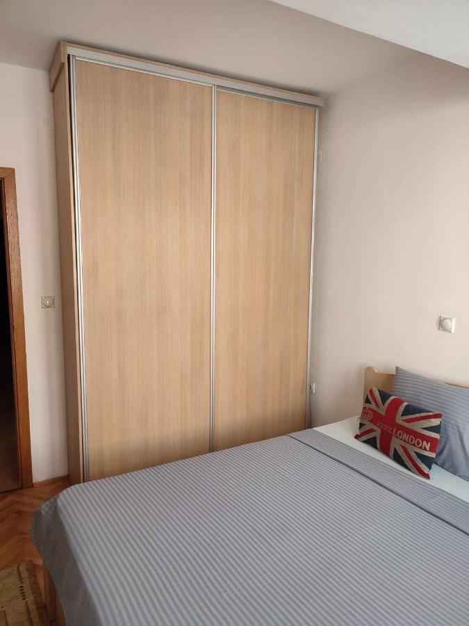 Tropicana Apartment Skopje Buitenkant foto